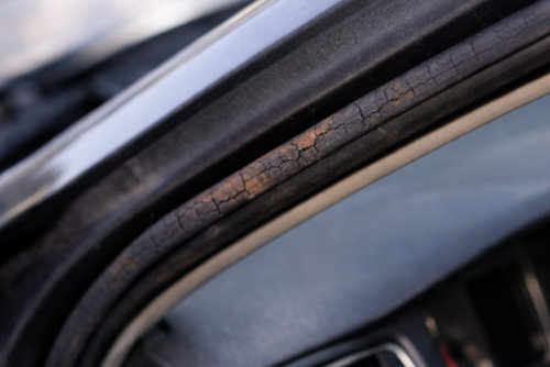motorschaden-verkaufen-poroese-gummidichtungen